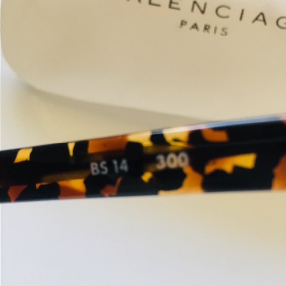 BALENCIAGA Vintage sunglasses Never used Flawless - Picture 2 of 8